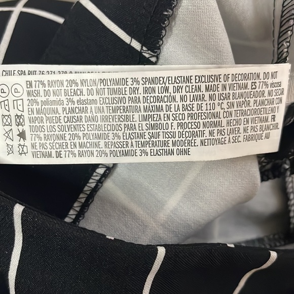 Forever 21 window pane stretch pants - Picture 6 of 6